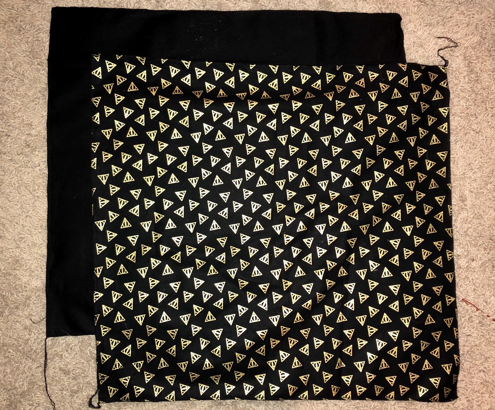 overlocked hp fabric & black cotton